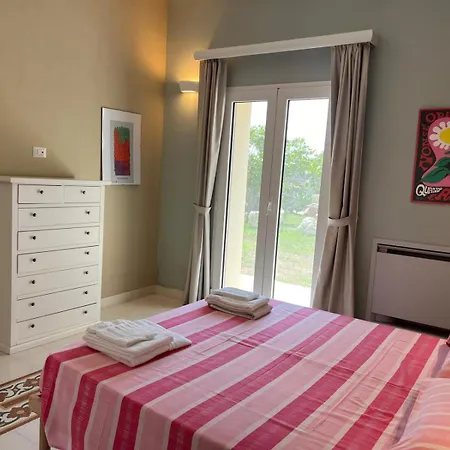 Eirene House - A Due Passi Da Villa *